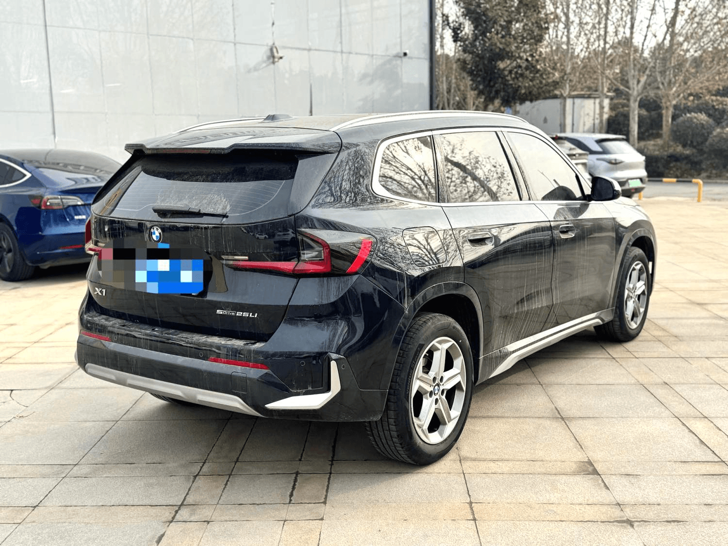 BMW X1  3