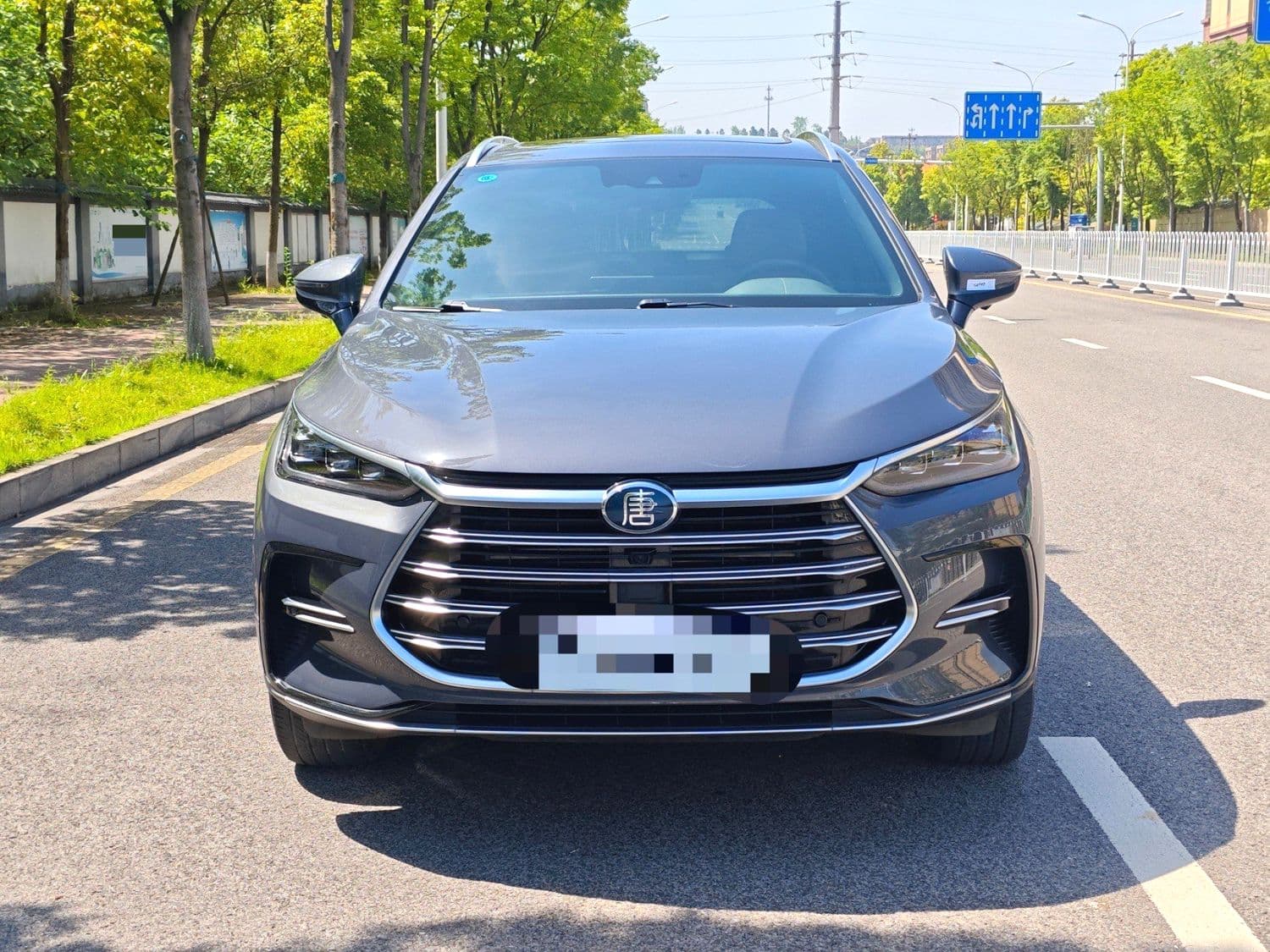 BYD Tang plug-in hybrid 4