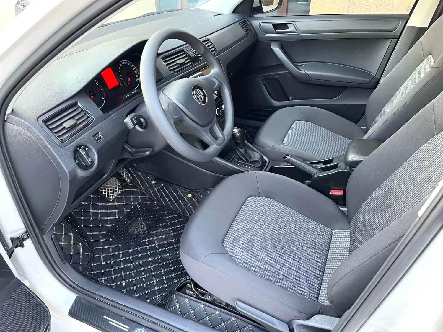 Volkswagen Santana 2021 4